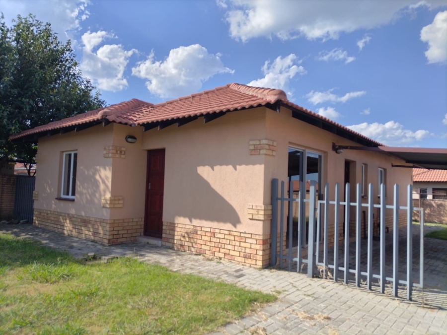 3 Bedroom Property for Sale in Waterkloof Hill Estate North West